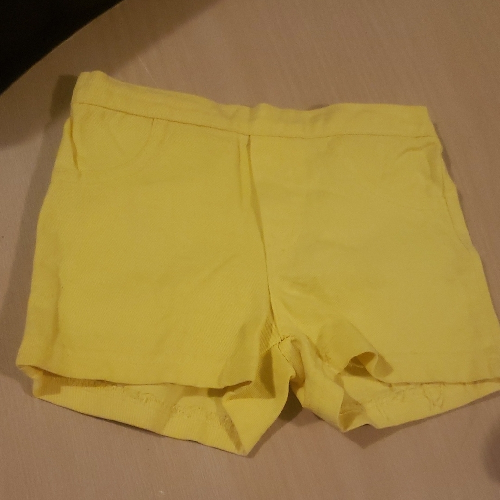 Classic Yellow Knit Shortsfor Baby Girls